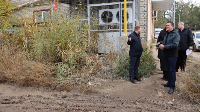 ​Комиссия в составе рабочей группы мэрии осуществили выезд на улицы города