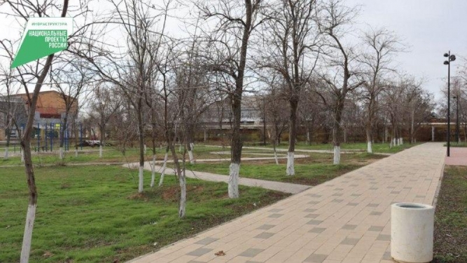 В Ахтубинске завершены работы 2025 года по благоустройству городского парка культуры и отдыха в рамках федерального проекта «Формирование комфортной городской среды» национального проекта «Инфраструктура для жизни».