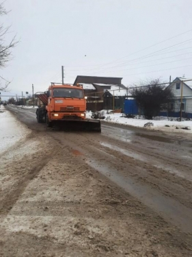 ​Из-за снегопада в Астраханской области ввели усиление контроля на дорогах